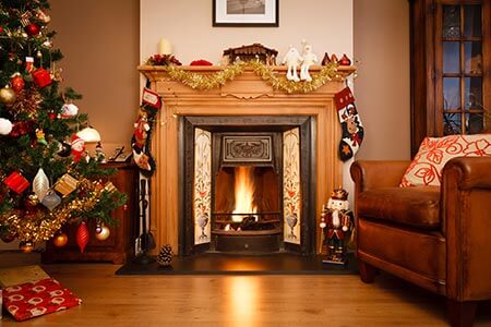 Decorating your fireplace this Christmas [A safe guide] | Fiveways ...